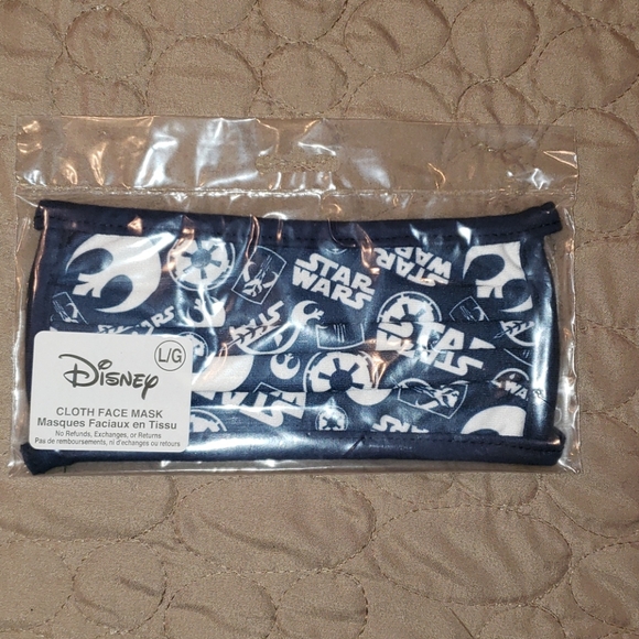Disney Accessories - STAR WARS FACE COVER LARGE